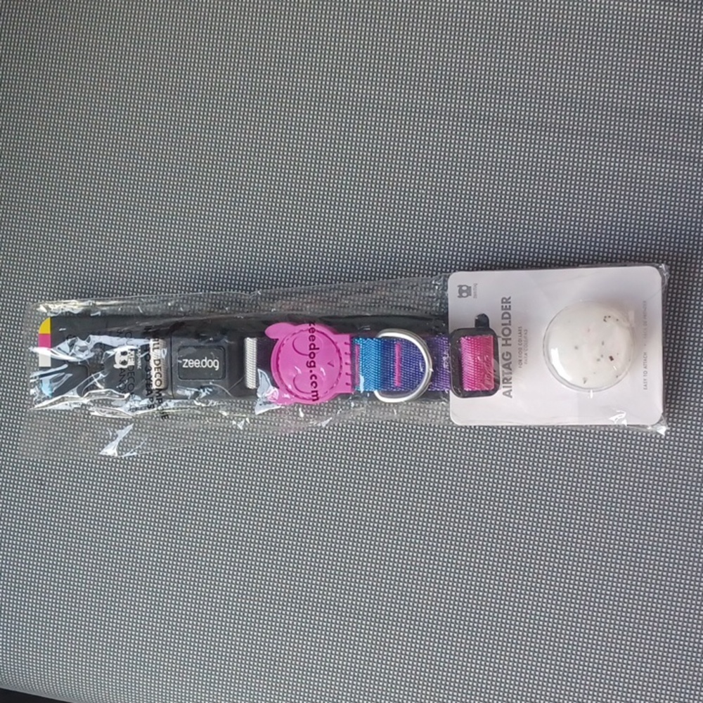 ZEEDOG COLLAR W/AIRTAG HOLDER